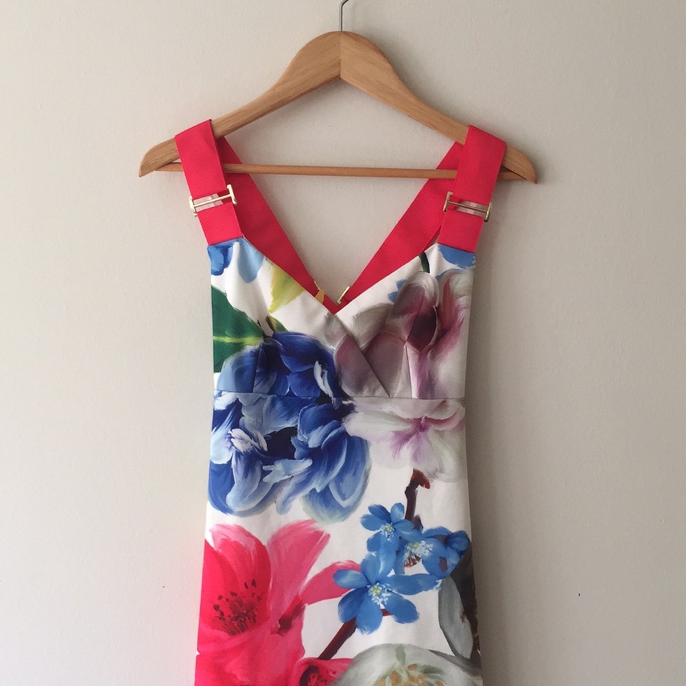 TED BAKER💕Buckle Strap Shealth Dress Size 2